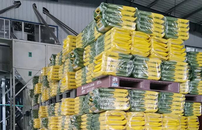 Is PE Shrink Film Better Than PVC Shrink Film?cid=9
